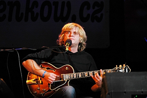 08.jpg
